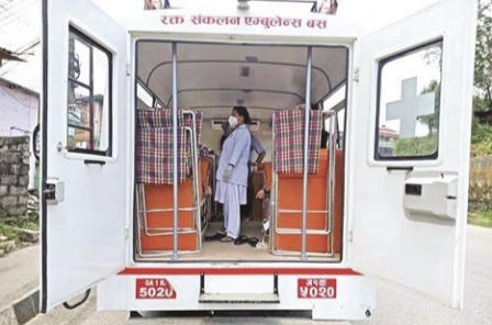 नेपालमै पहिलो रक्त सङ्कलन एम्बुलेन्स